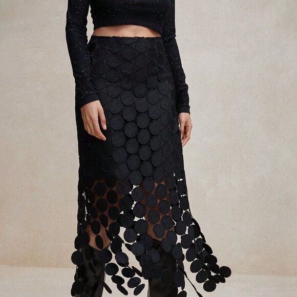 Black Casual Women's Laser Cut Multi Circle Double Layered Skirt - Picture 4 of 8